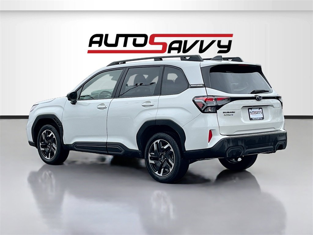 Used 2025 Subaru Forester Limited w/ Popular Package #2 image 5