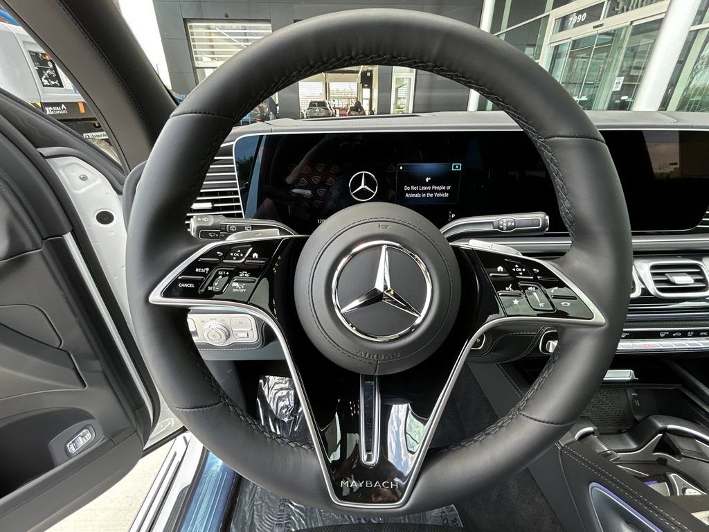 New 2026 Mercedes-Benz Maybach GLS 600 4MATIC image 17
