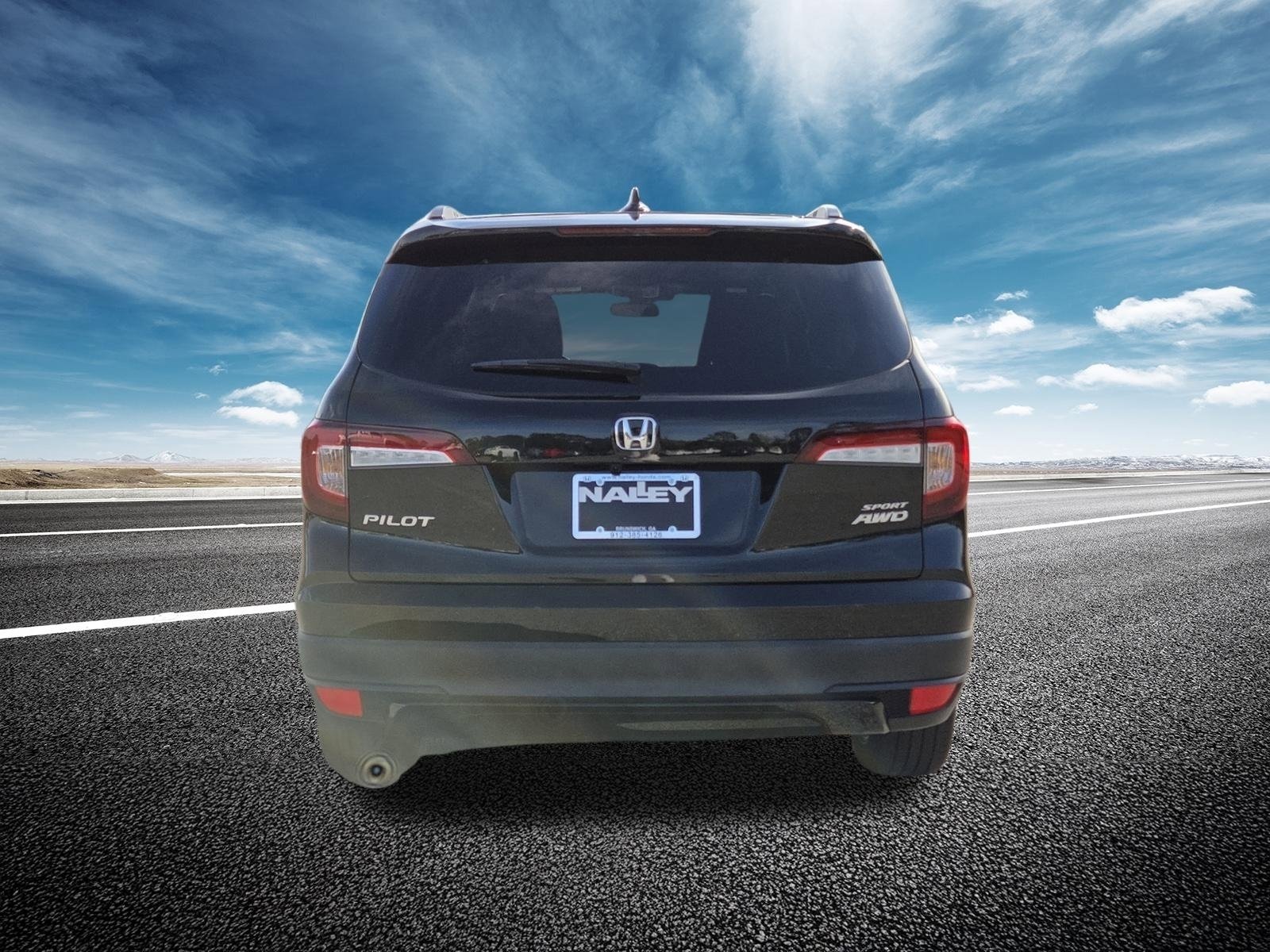 Certified 2022 Honda Pilot Sport image 18