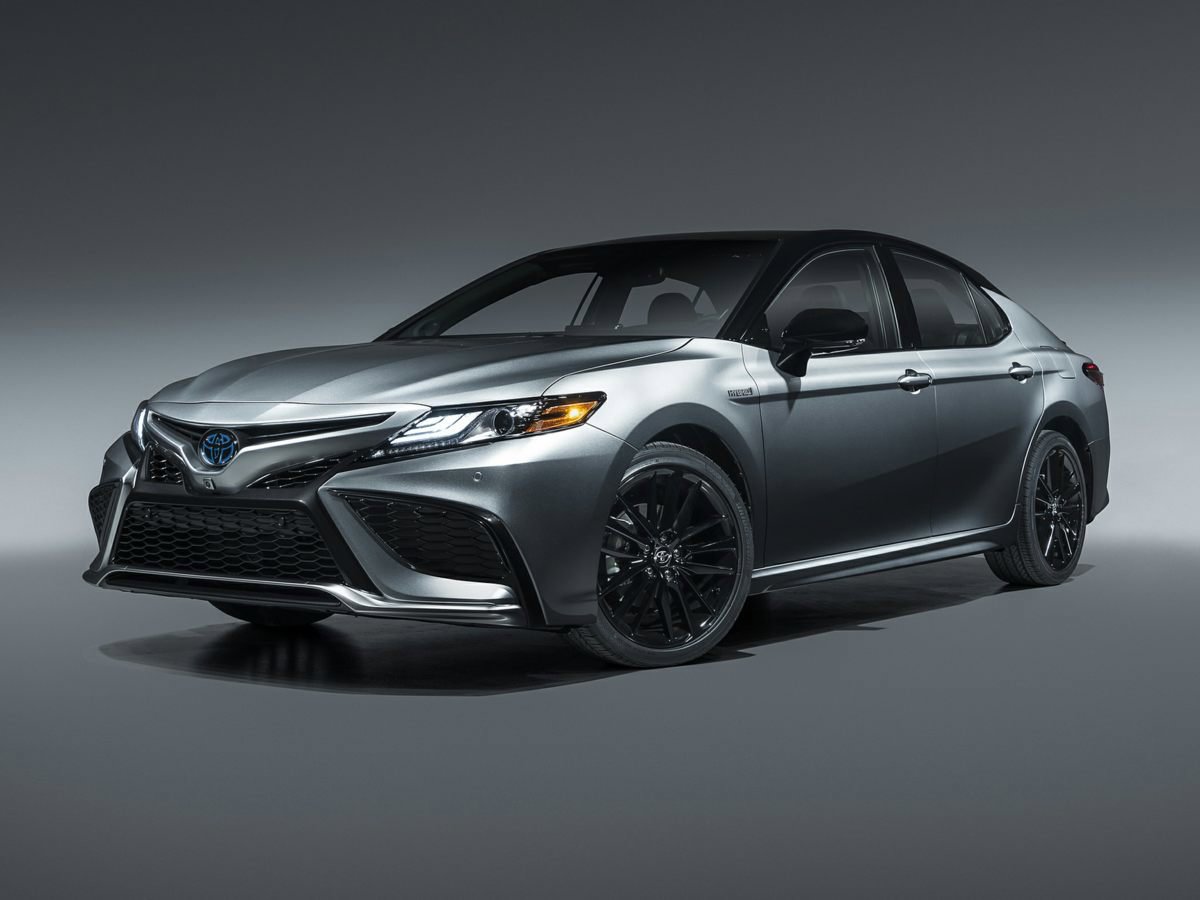 Used 2022 Toyota Camry LE FWD image 1