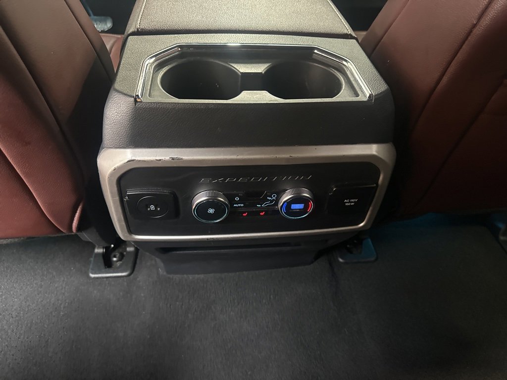 Used 2024 Ford Expedition Limited image 16