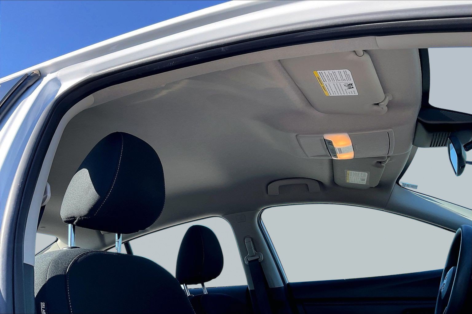 Used 2025 Nissan Sentra S FWD image 29