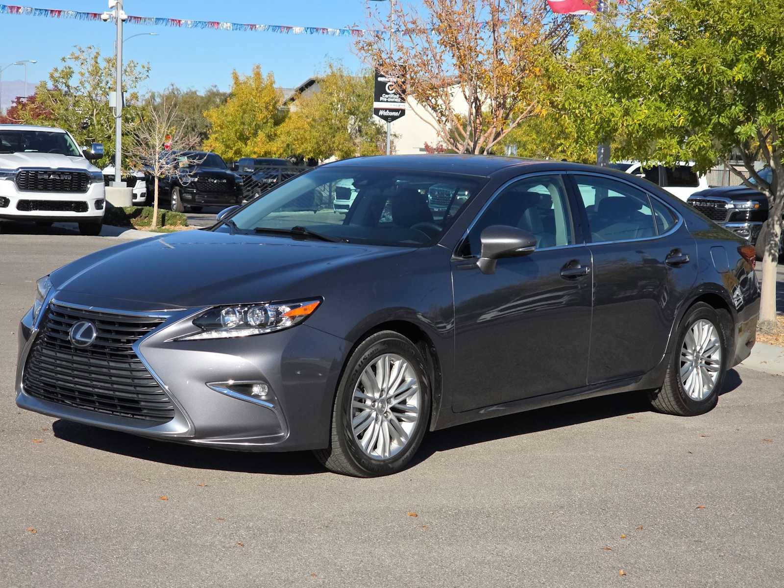 Used 2017 Lexus ES 350 image 5