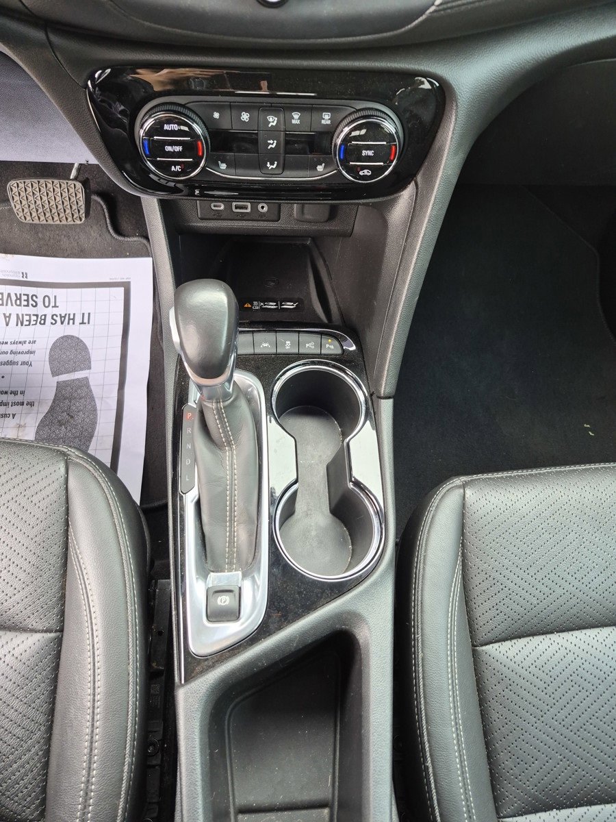 Used 2021 Buick Encore GX Essence w/ Advanced Technology Package image 26