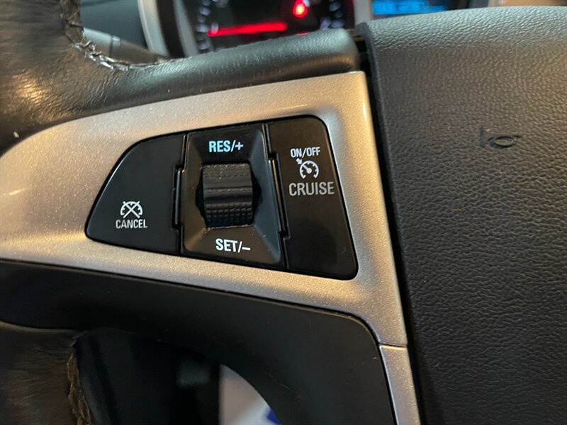 Used 2016 Chevrolet Equinox LT w/ LT Convenience Package AWD/4WD image 9