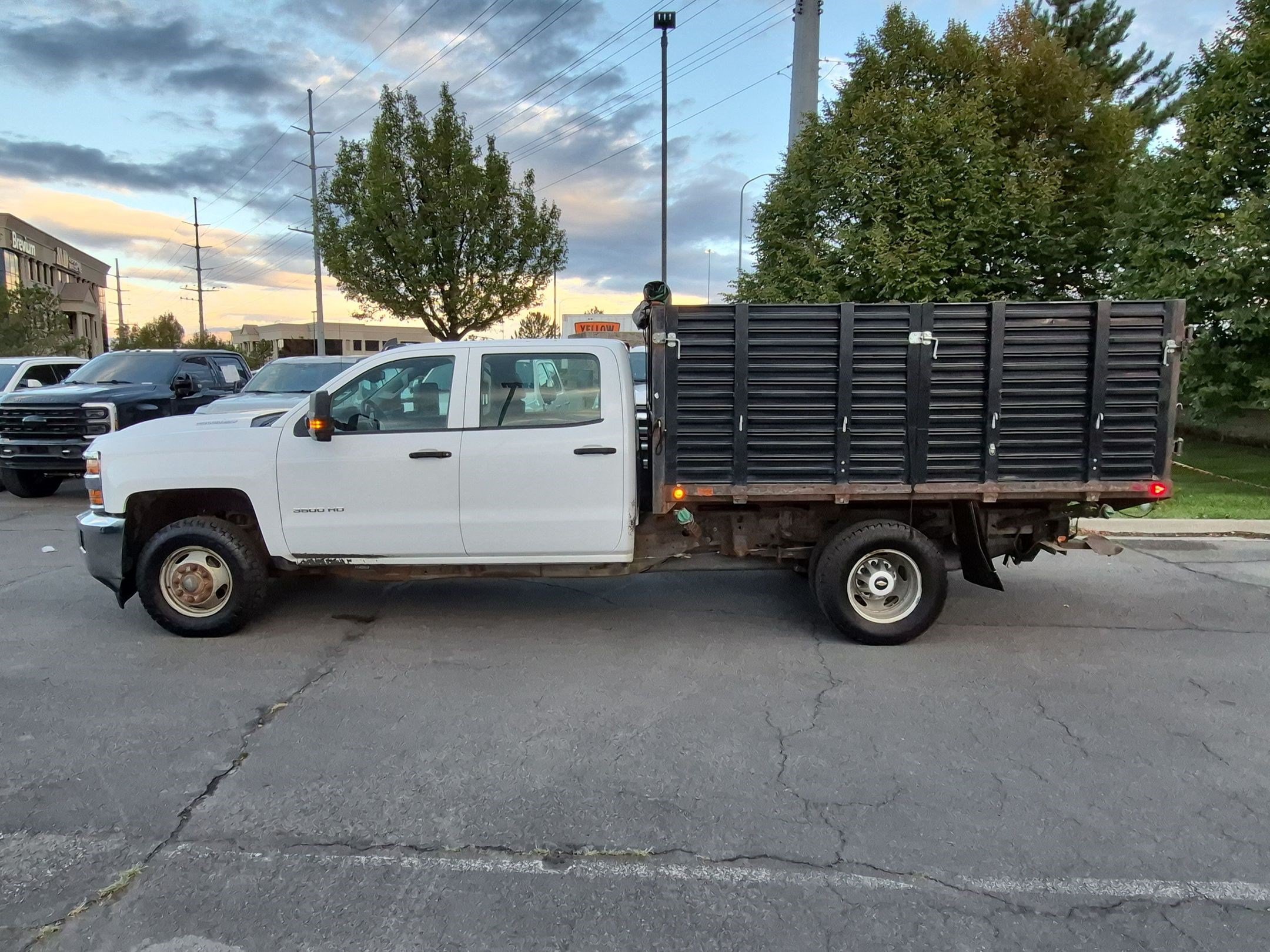 Used 2018 Chevrolet Silverado 3500 W/T w/ WT Convenience Package AWD/4WD image 9