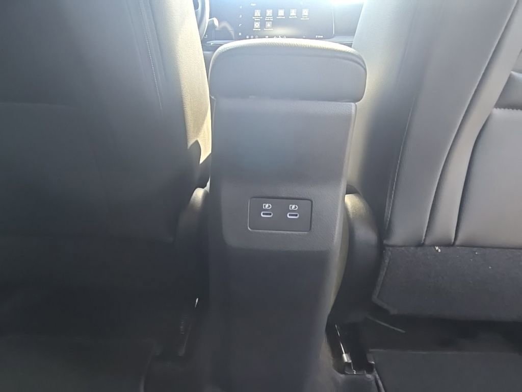 New 2026 Nissan Kicks SR w/ Cold Weather Package image 30