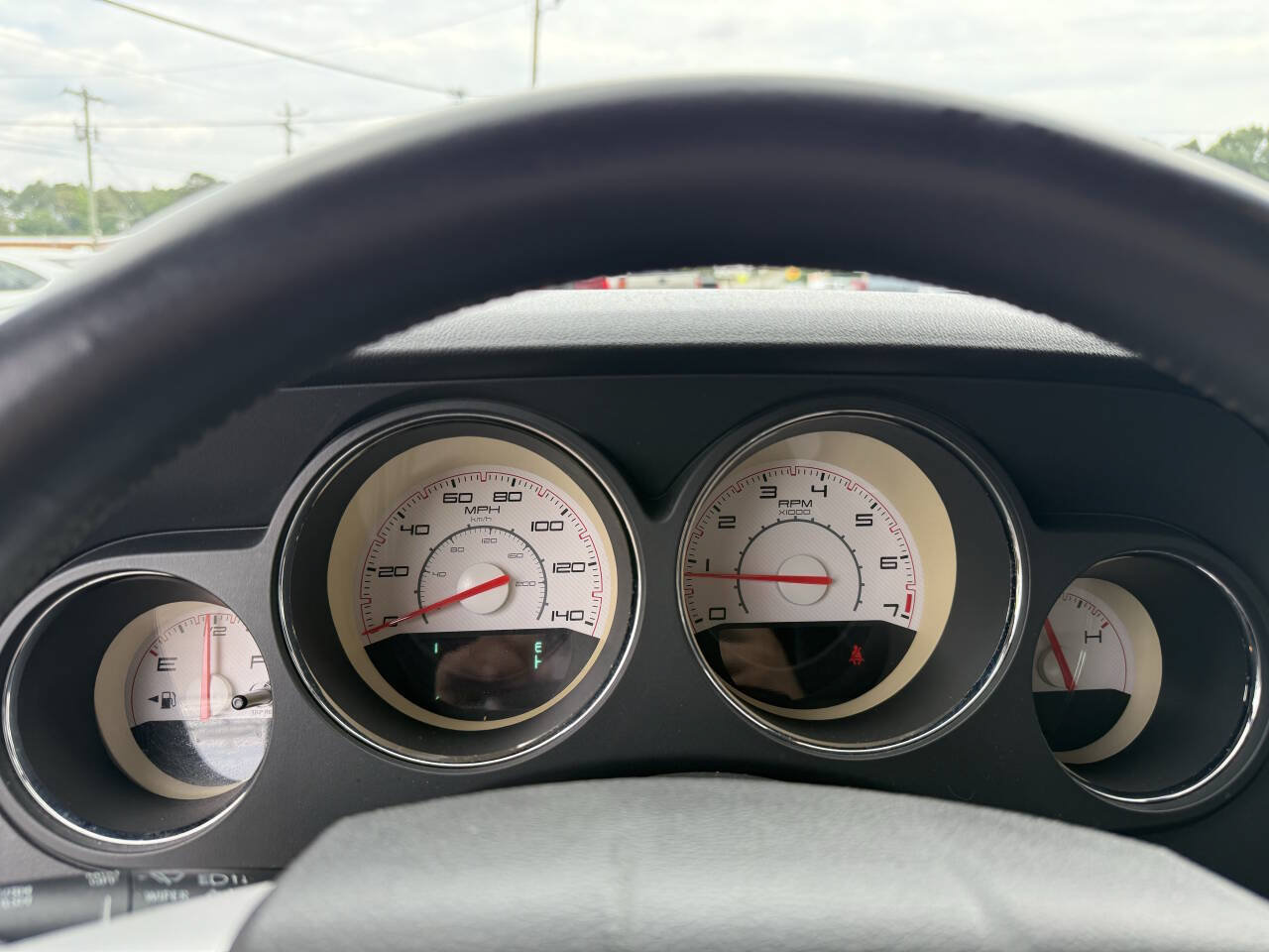 Used 2013 Dodge Challenger SXT RWD image 14