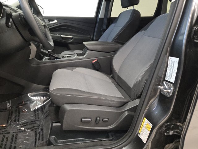 Used 2017 Ford Escape SE FWD image 18