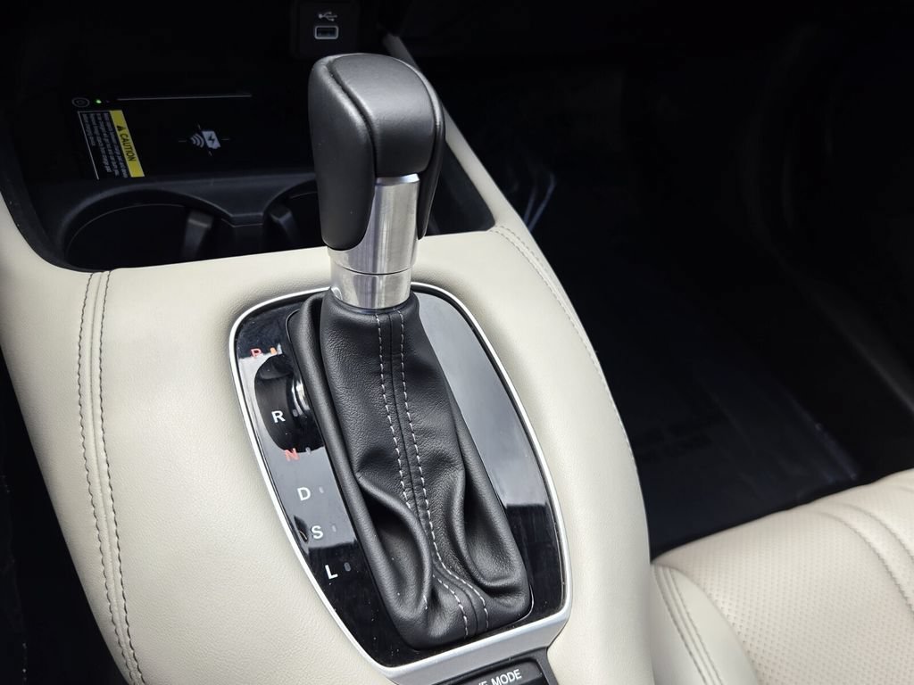 Certified 2025 Honda HR-V EX-L image 19