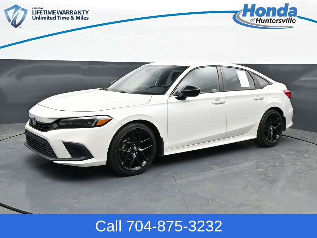 Used 2023 Honda Civic Sport image 3