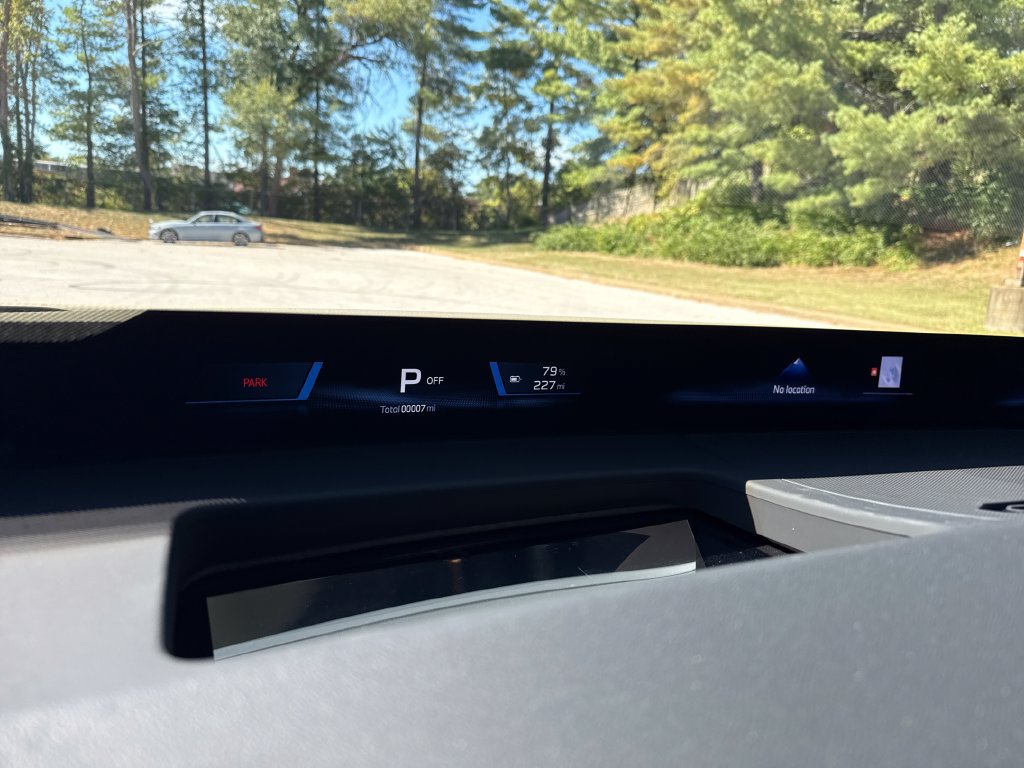 New 2027 BMW iX3 50 xDrive AWD/4WD image 14