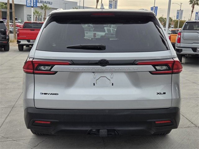 Used 2025 Toyota Grand Highlander AWD Hybrid image 5