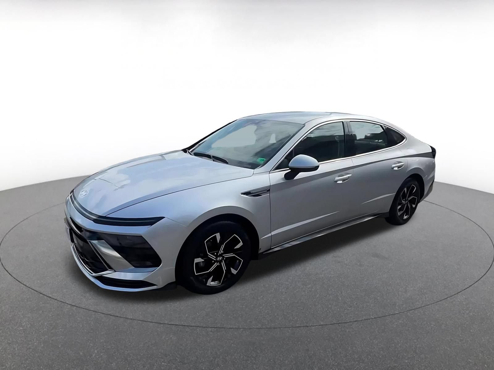 Used 2025 Hyundai Sonata SEL FWD image 7