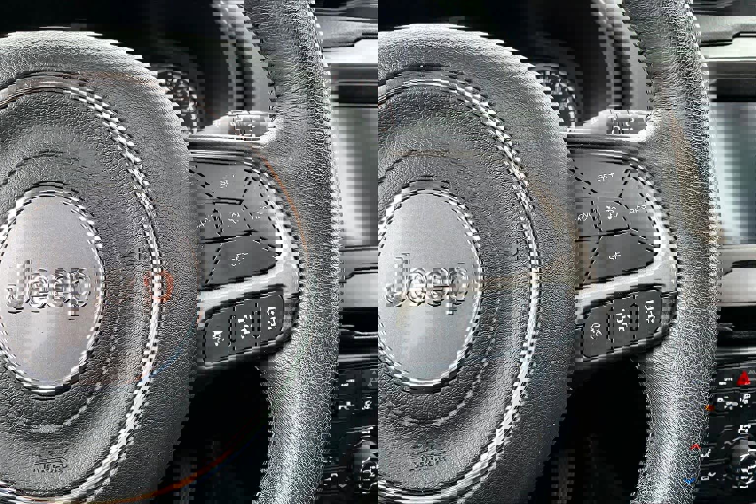 Used 2020 Jeep Renegade Limited w/ Advanced Technology Group image 25