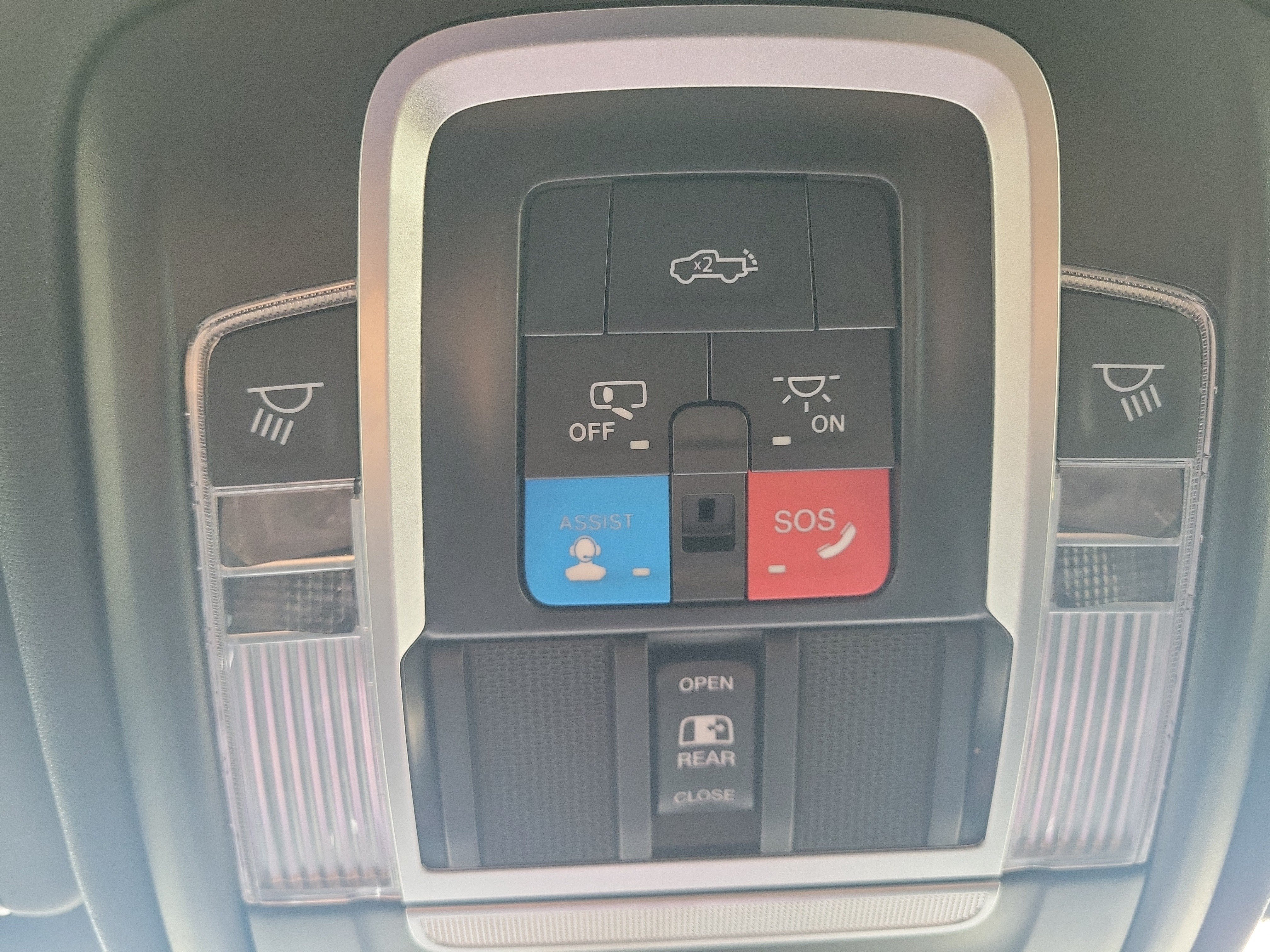 Used 2025 RAM 1500 Big Horn AWD/4WD image 26