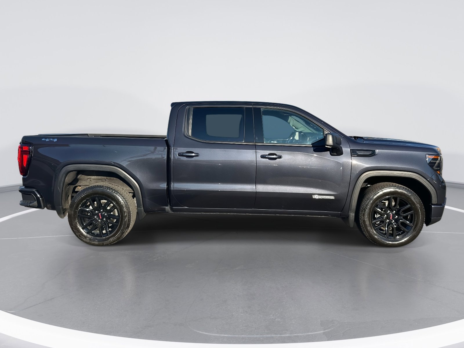 Used 2024 GMC Sierra 1500 Elevation image 4