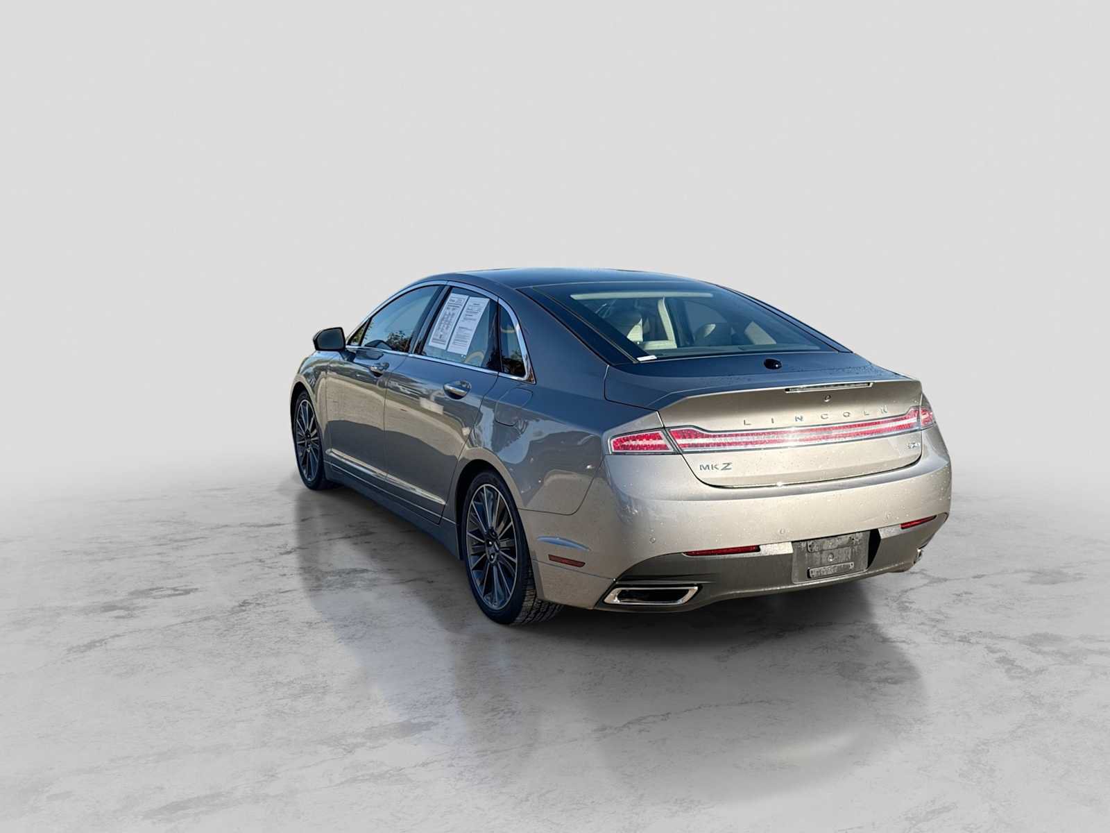 Used 2016 Lincoln MKZ Hybrid w/ Equipment Group 600A Reserve FWD image 4