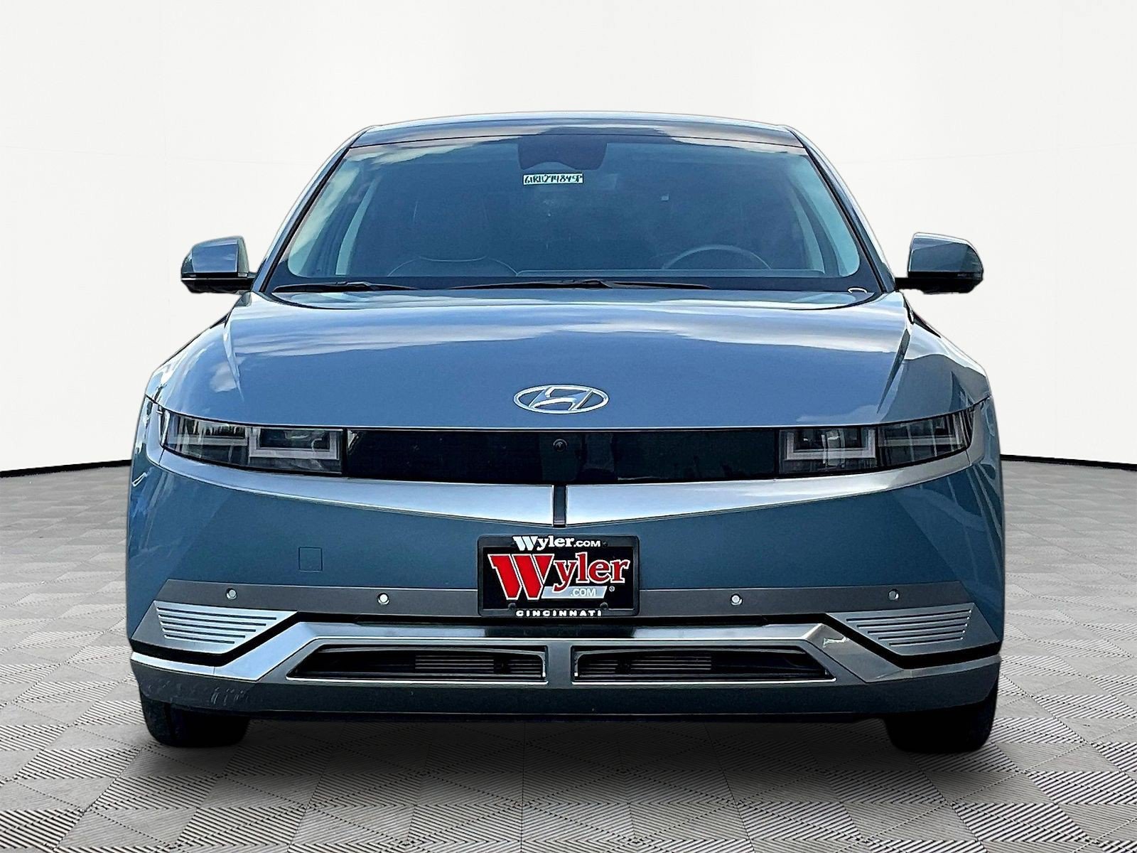 Used 2024 Hyundai Ioniq 5 Limited AWD/4WD image 2