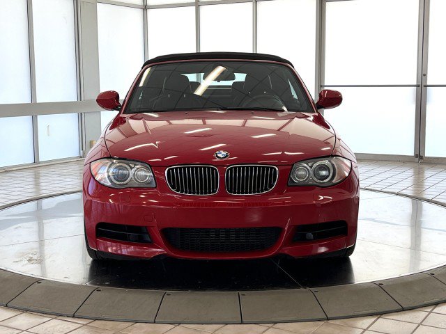 Used 2010 BMW 135i Convertible RWD image 3