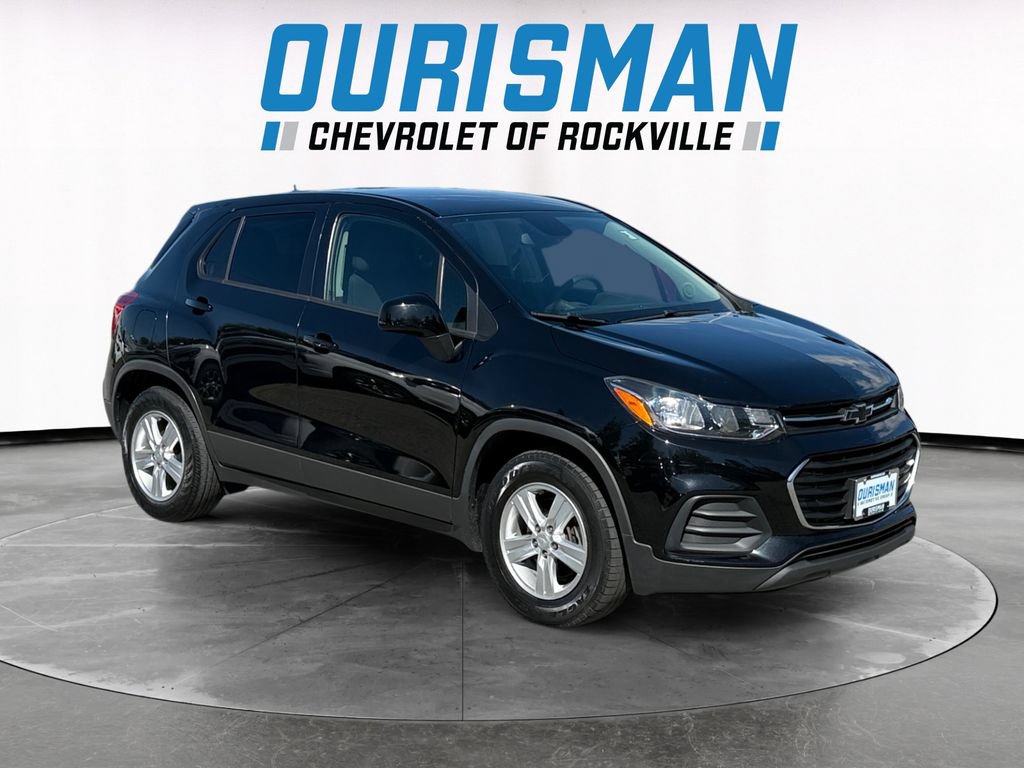 Used 2020 Chevrolet Trax LS w/ Tint and Cruise Package FWD image 1