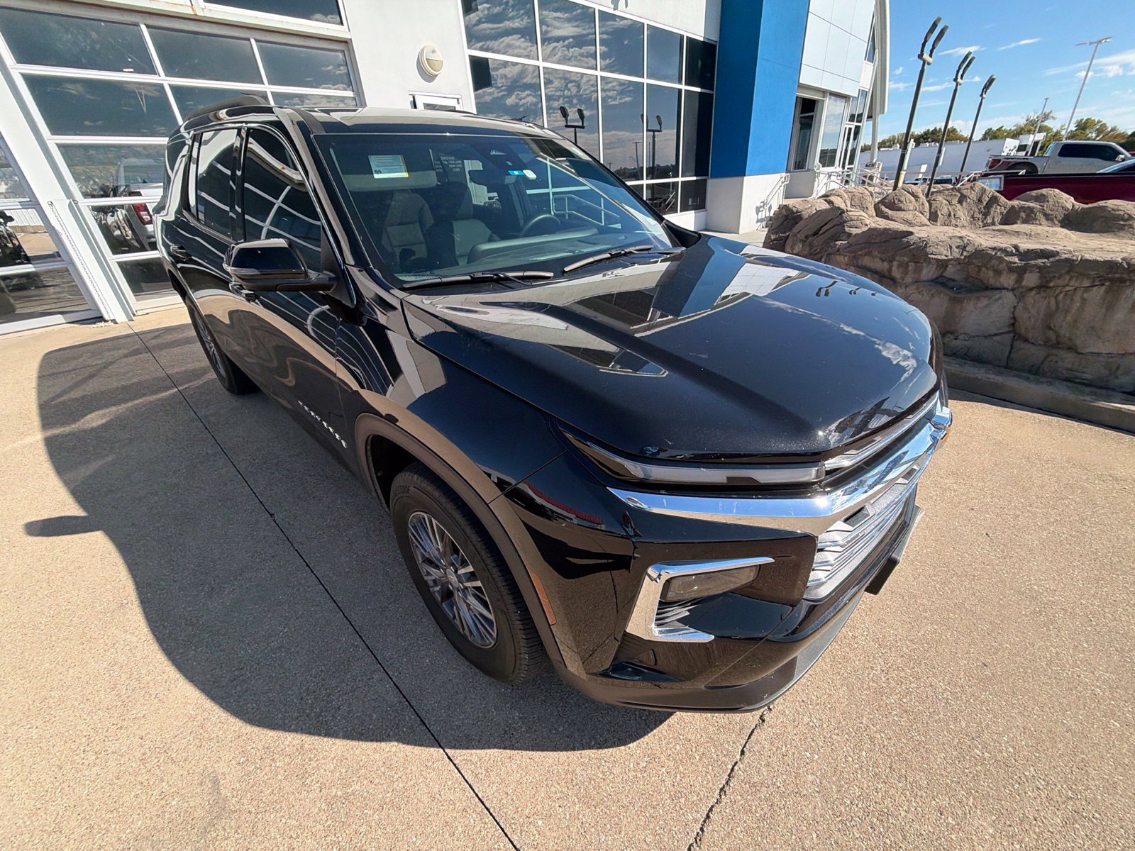 Used 2026 Chevrolet Traverse LT w/ Driver Confidence Package FWD image 15