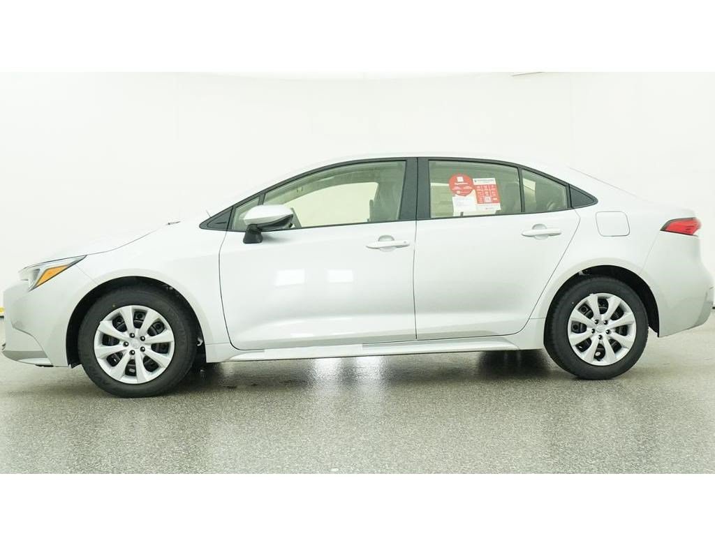 New 2027 Toyota Corolla LE FWD image 20