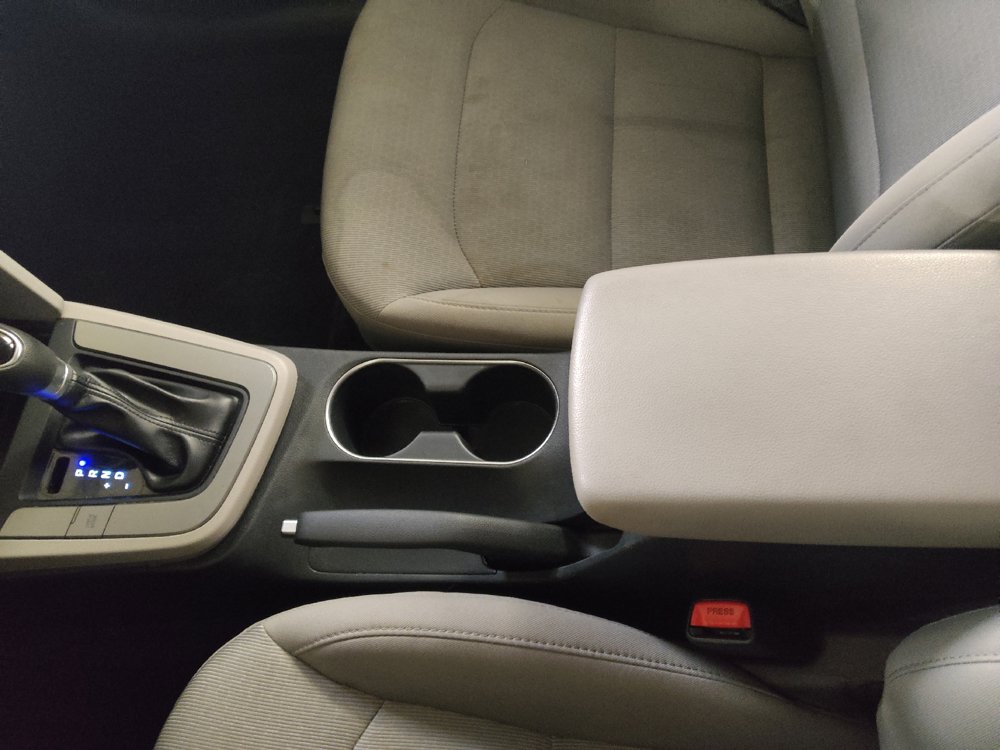 Used 2018 Hyundai Elantra SEL FWD image 26