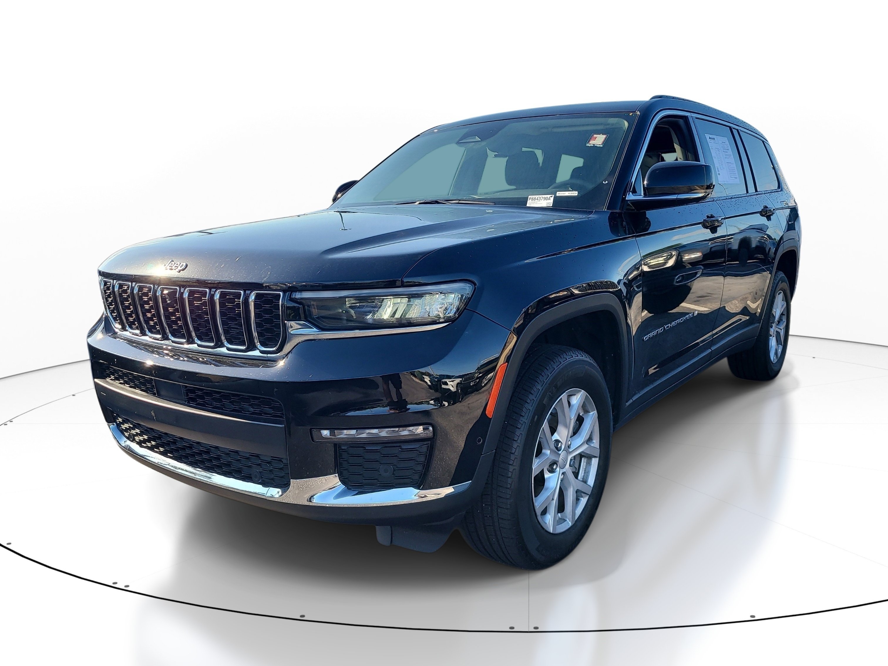 Used 2023 Jeep Grand Cherokee L Limited w/ Luxury Tech Group II RWD image 3