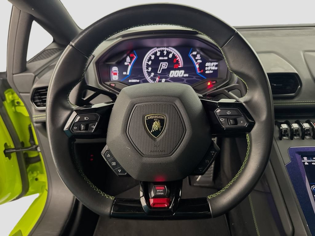 Used 2020 Lamborghini Huracan EVO AWD/4WD image 11