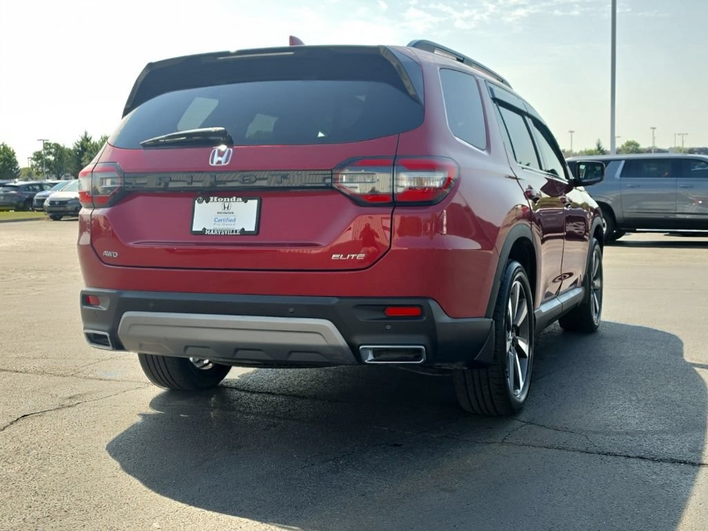 Certified 2025 Honda Pilot Elite image 9