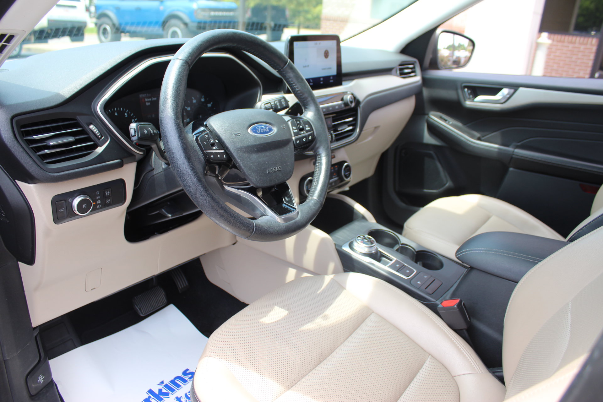 Used 2021 Ford Escape SEL FWD image 12