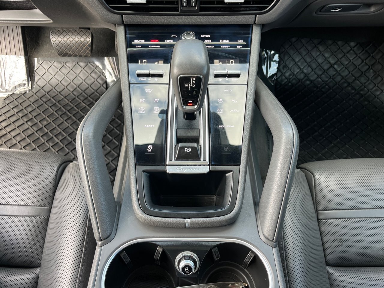 Used 2019 Porsche Cayenne AWD/4WD image 26