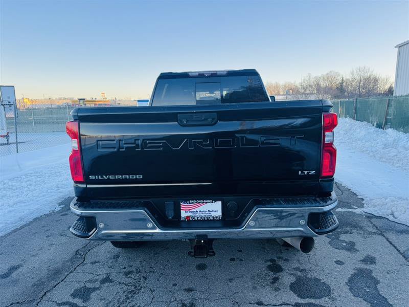 Used 2020 Chevrolet Silverado 2500 LTZ w/ LTZ Texas Edition AWD/4WD image 8