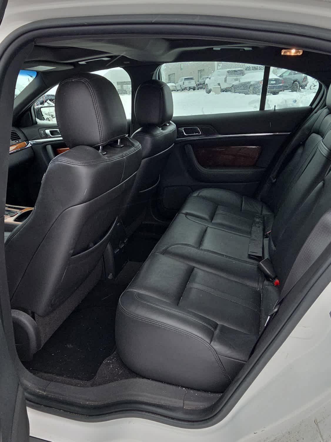 Used 2015 Lincoln MKS AWD w/ Equipment Group 101A image 6