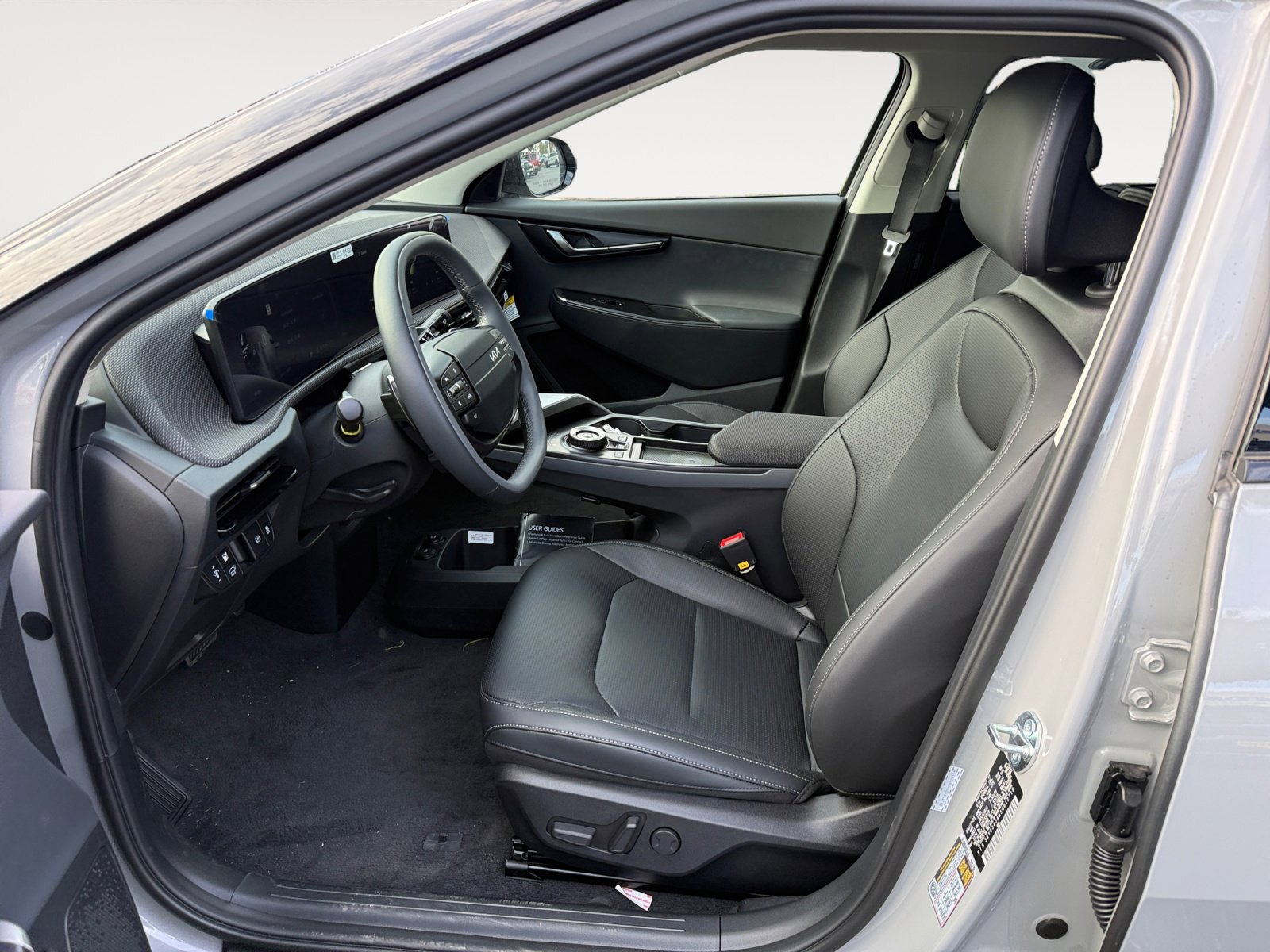 New 2025 Kia EV6 Wind image 10