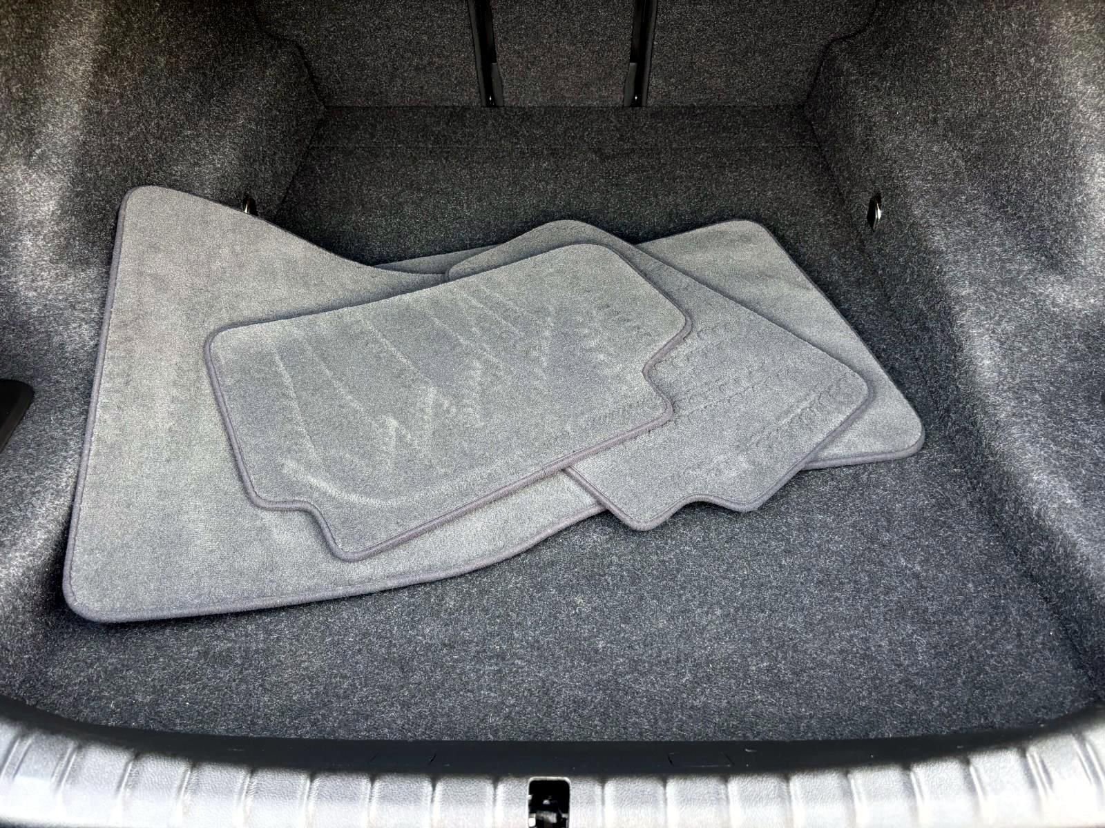 Used 2018 BMW 540i xDrive image 9