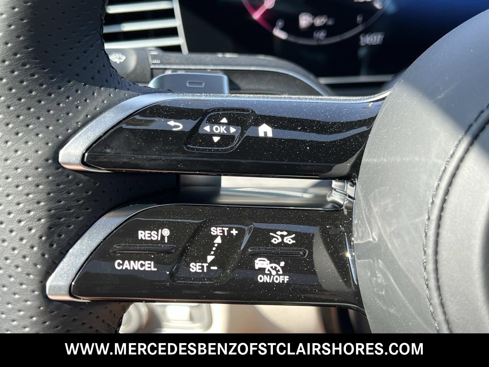 New 2026 Mercedes-Benz GLS 450 4MATIC image 33