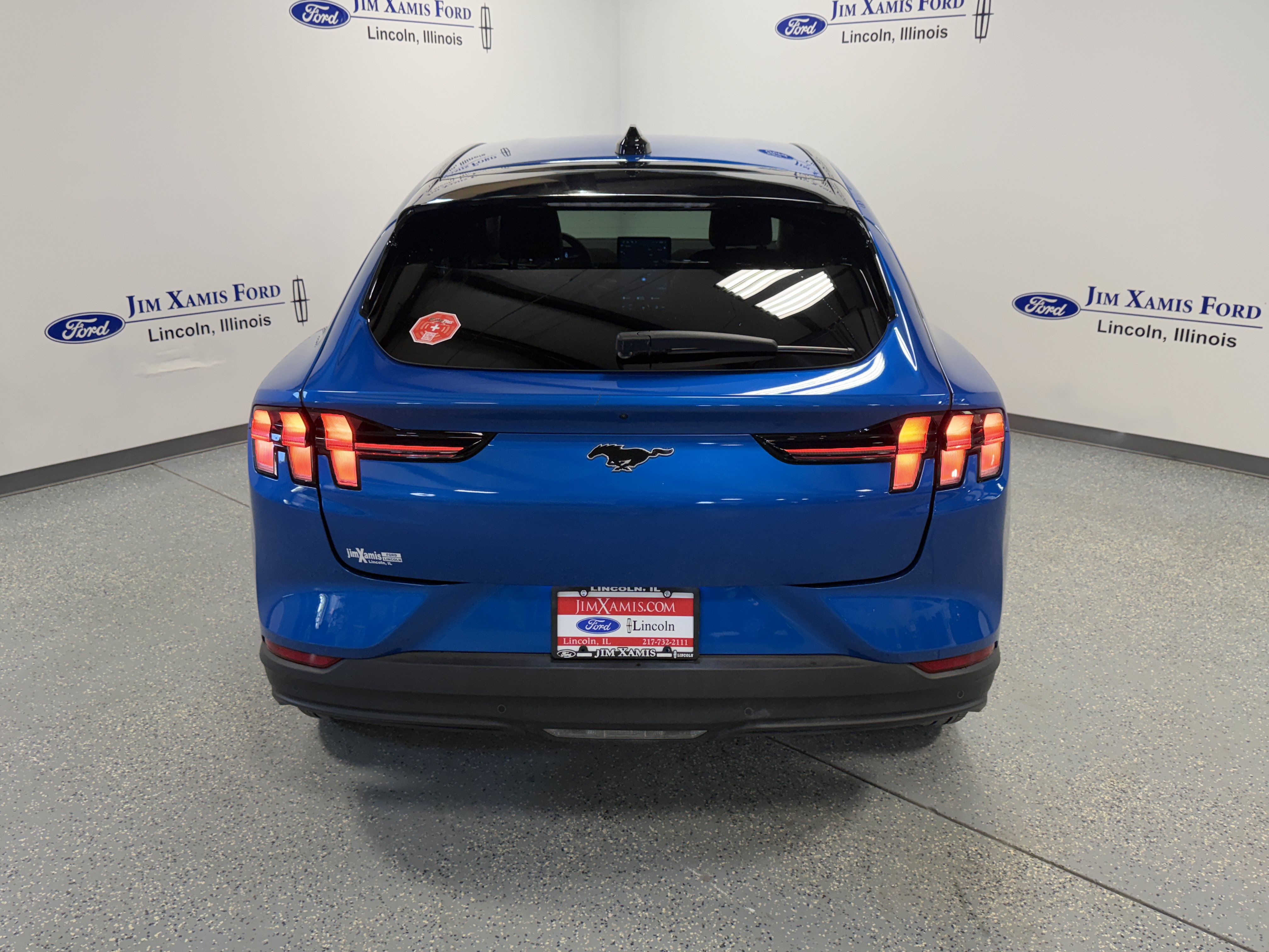 Used 2025 Ford Mustang Mach-E Premium AWD/4WD image 32