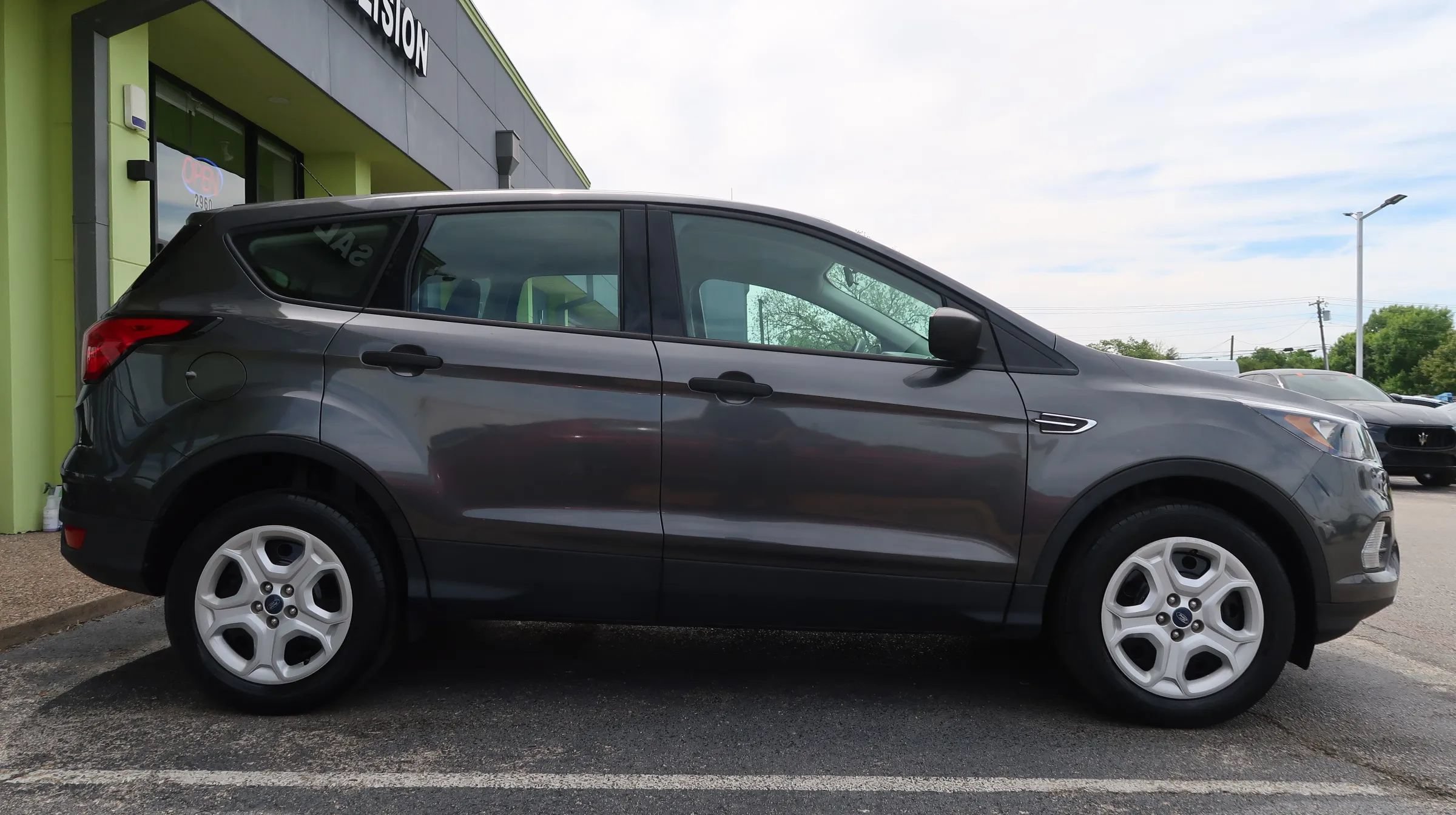 Used 2019 Ford Escape S FWD image 8