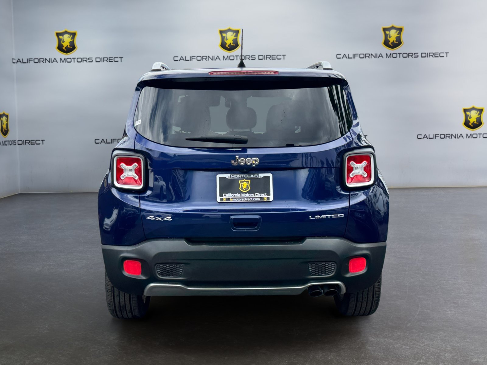 Used 2018 Jeep Renegade Limited AWD/4WD image 4