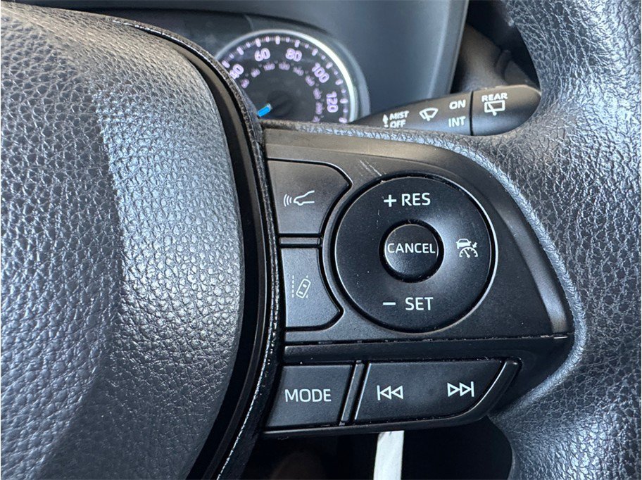 Used 2019 Toyota RAV4 LE w/ Carpet Mat Package AWD/4WD image 14