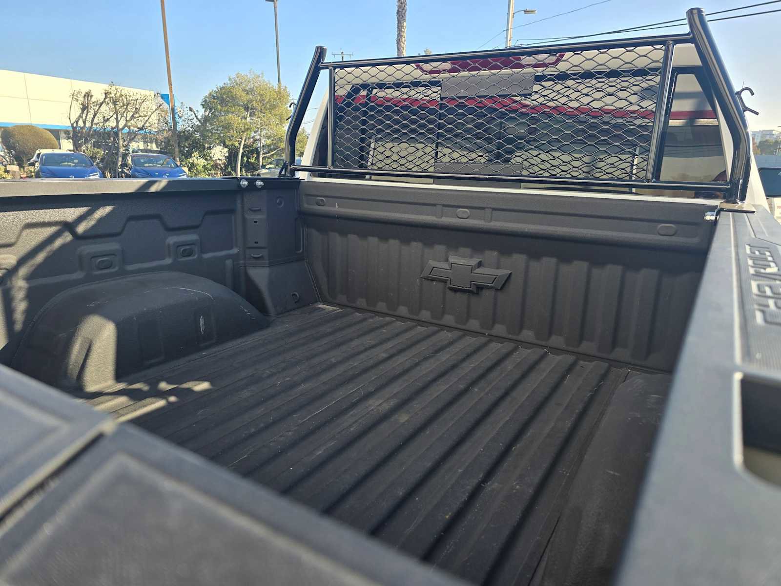 Used 2024 Chevrolet Silverado 1500 LT Trail Boss w/ Convenience Package II image 16