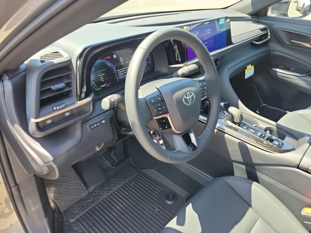 New 2026 Toyota Crown XLE image 17