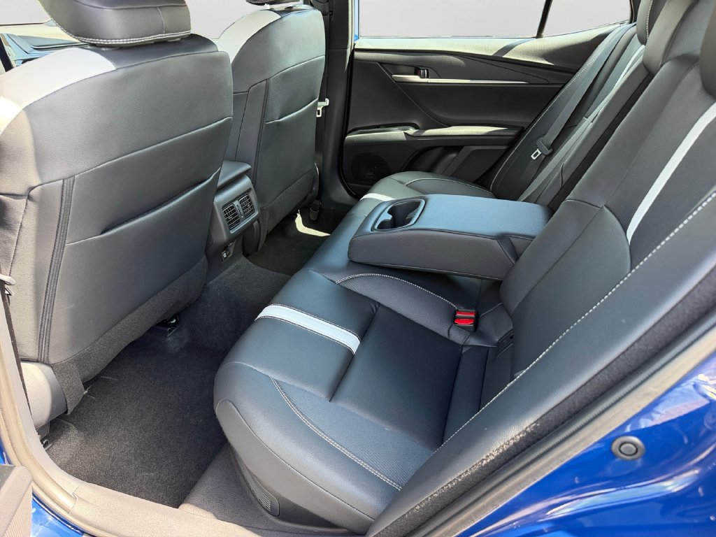Used 2026 Toyota Camry SE w/ Convenience Package FWD image 12