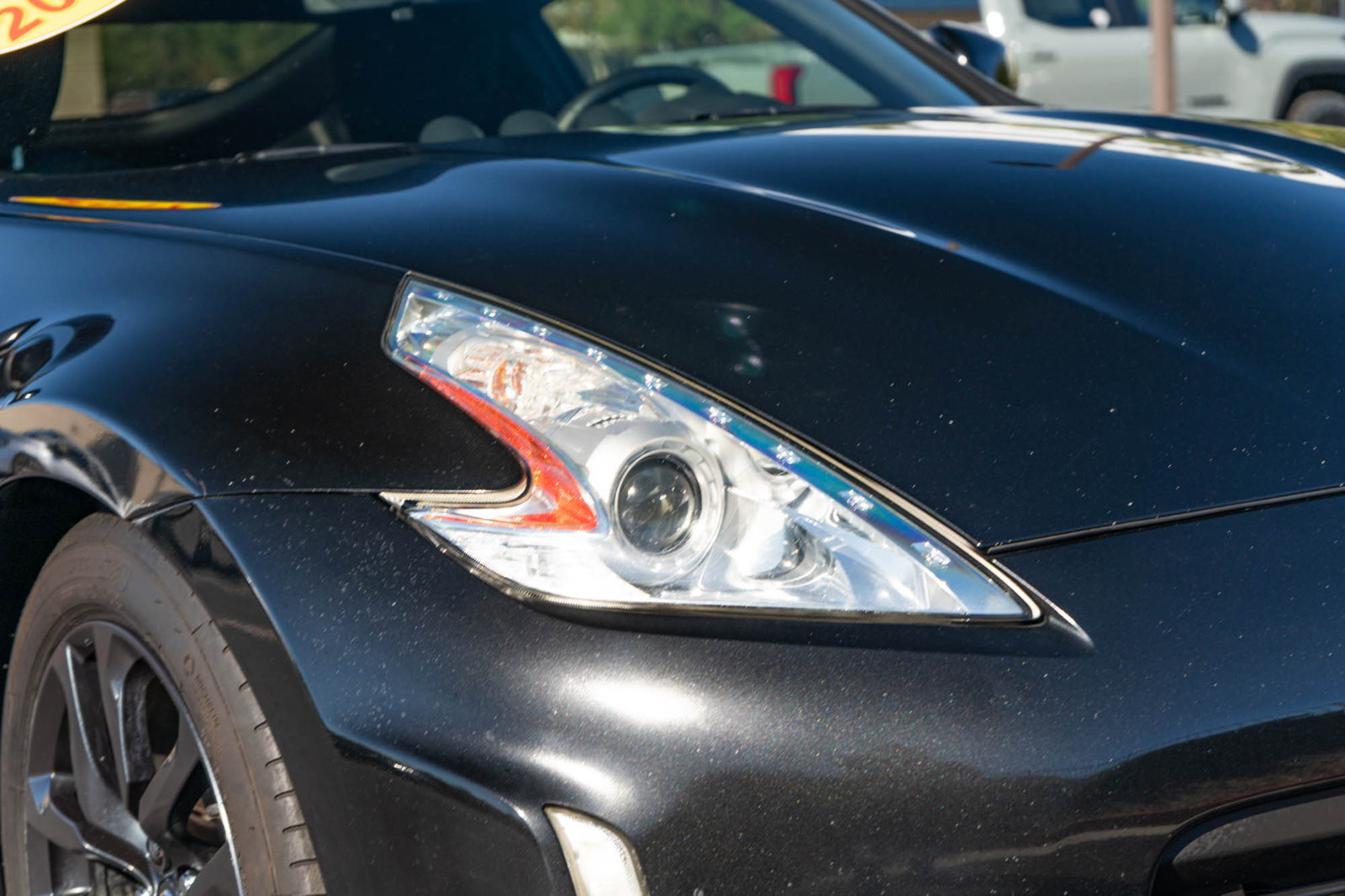 Used 2017 Nissan 370Z Coupe RWD image 13