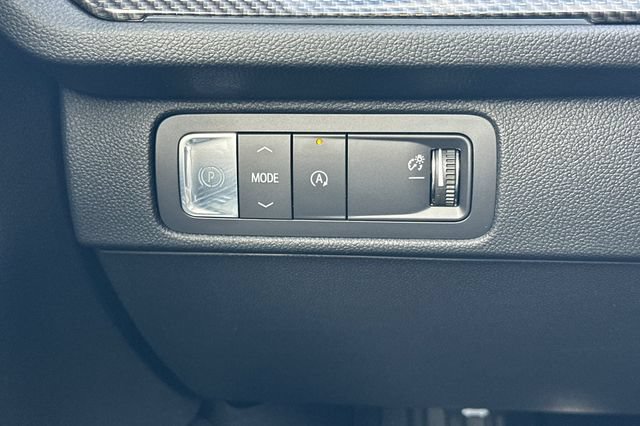 New 2026 Chevrolet Traverse High Country FWD image 39