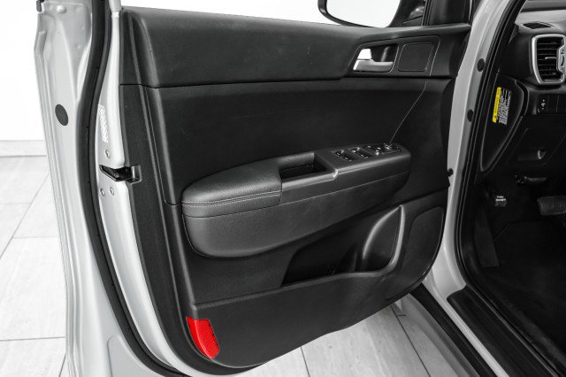 Used 2019 Kia Sportage LX image 39