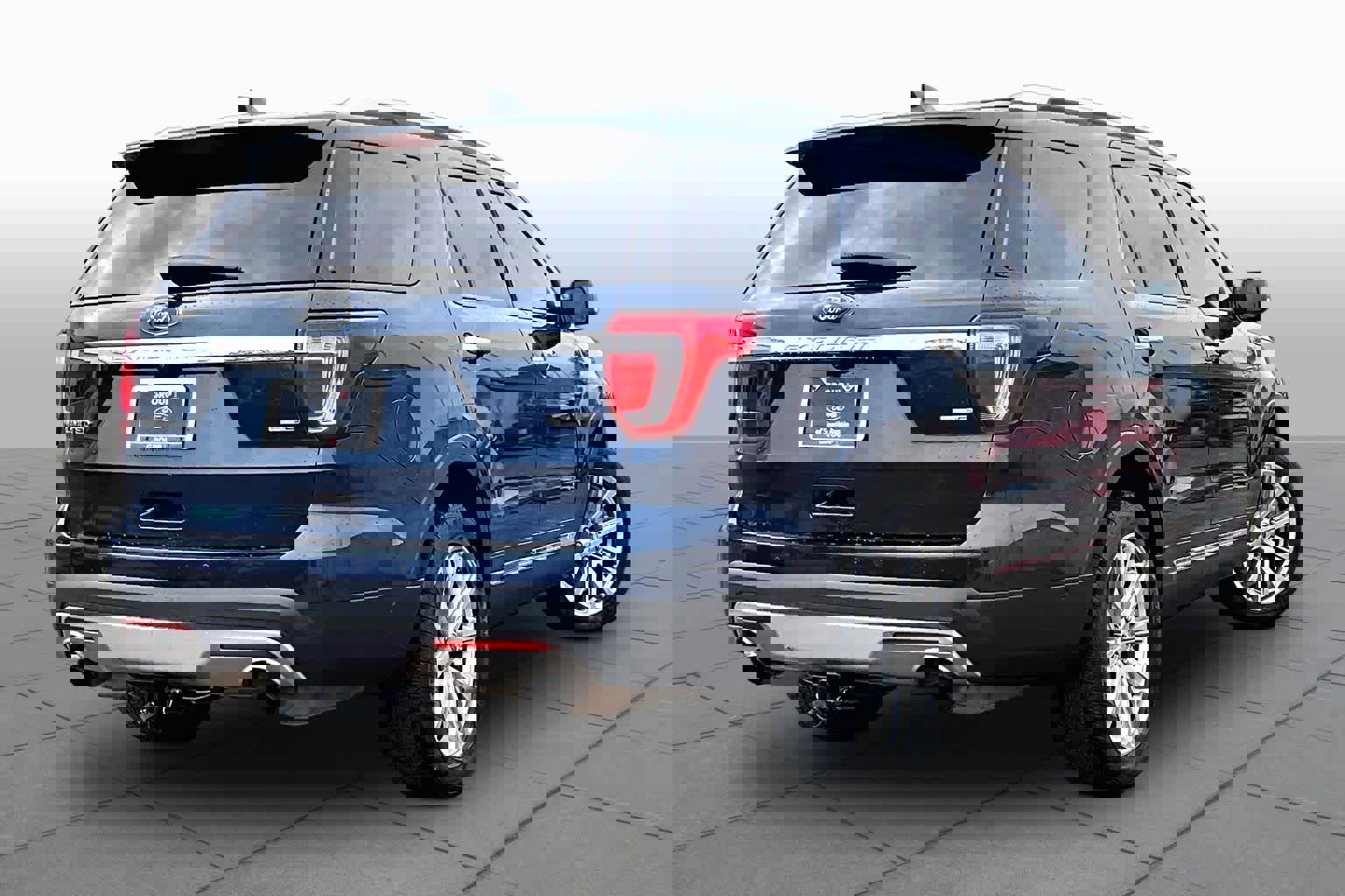 Used 2016 Ford Explorer Limited w/ Equipment Group 303A image 13