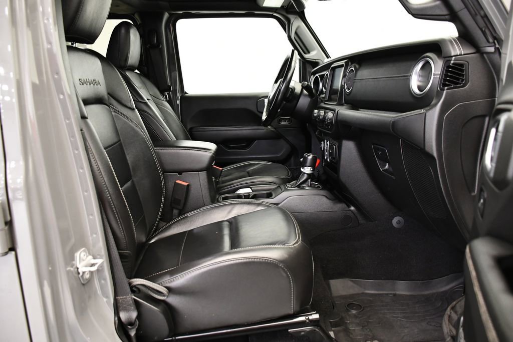 Used 2021 Jeep Wrangler Unlimited Sahara image 42